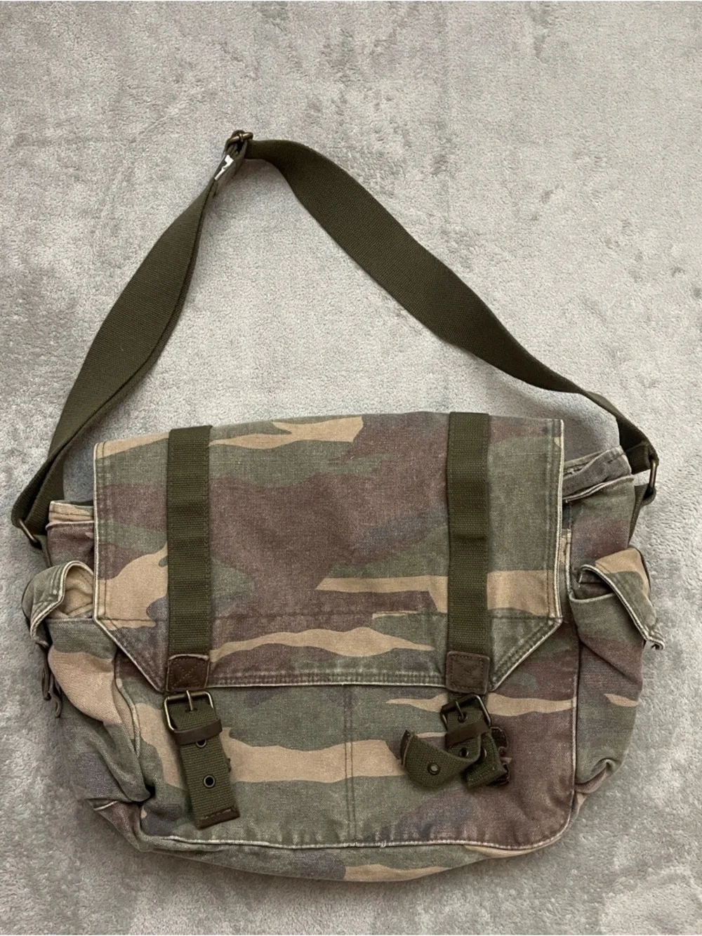 Old Navy Camo Messenger Bag Satchel Vintage 90s Woodland Y2K